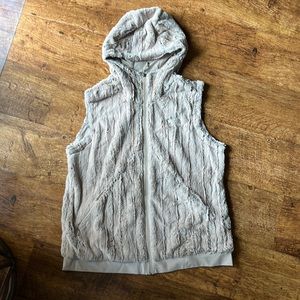 Faux fur north face vest